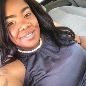 Meet your Posher, Monica